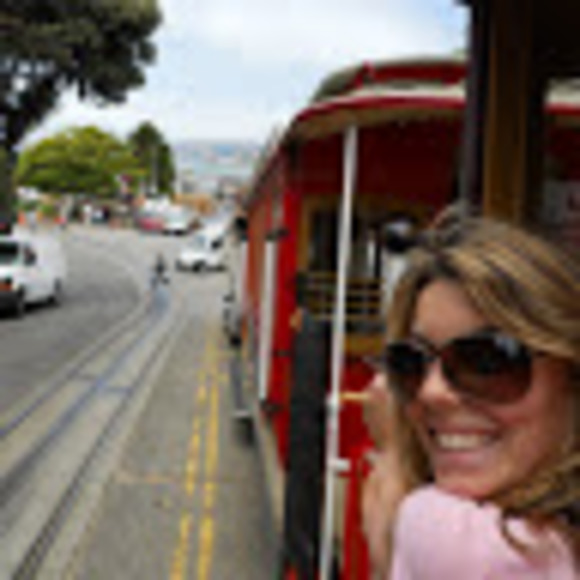 Meet your Posher, Jessica - Picture 1 of 1